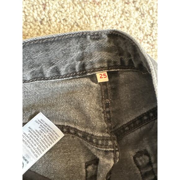 Levi’s Grey Denim Midi Skirt Size 25 W 27" - Picture 2 of 5